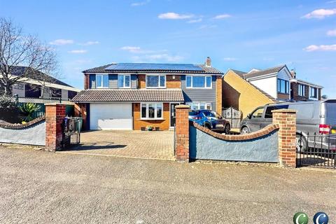 4 bedroom detached house for sale, Birch Lane, Brereton