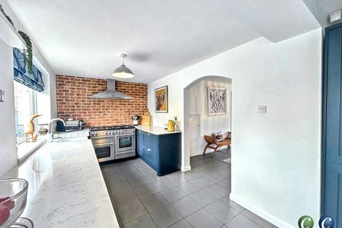 4 bedroom detached house for sale, Birch Lane, Brereton