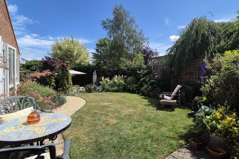 4 bedroom detached house for sale, Mansions Close, Bishops Itchington, CV47
