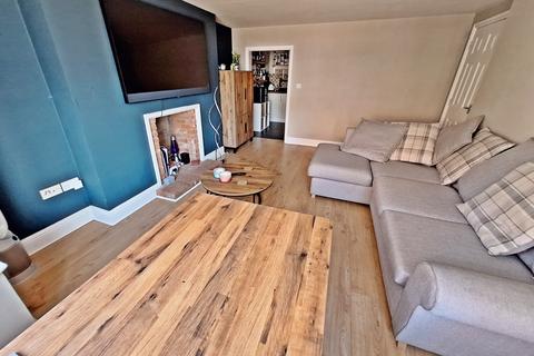 Flat 2, 10 Bedford Road, Barton-le-clay, Bedford, MK45 4JU
