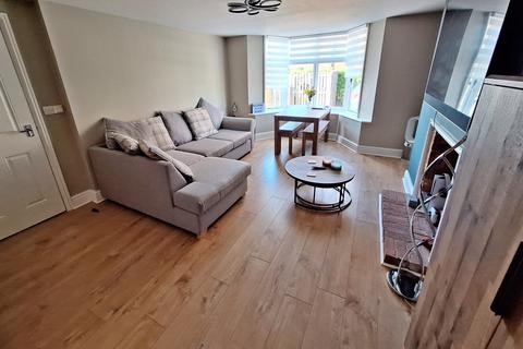 Flat 2, 10 Bedford Road, Barton-le-clay, Bedford, MK45 4JU