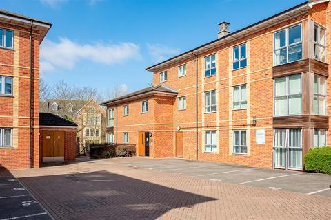 2 bedroom apartment for sale, College Mews, York, YO31 7SH