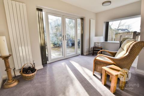 29 Chatburn Park Drive, Clitheroe, BB7 2AY