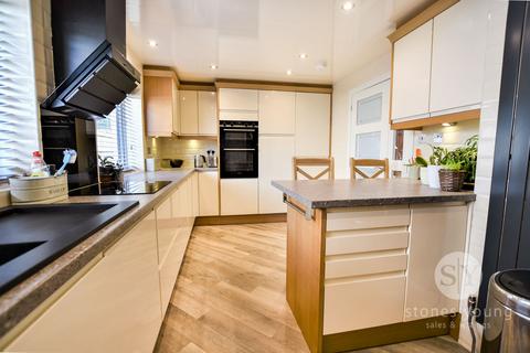29 Chatburn Park Drive, Clitheroe, BB7 2AY