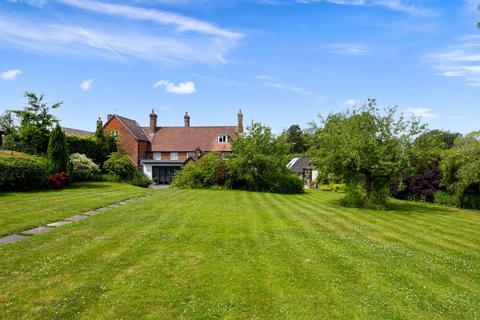 6 bedroom semi-detached house for sale, Stane Street, Ockley, RH5