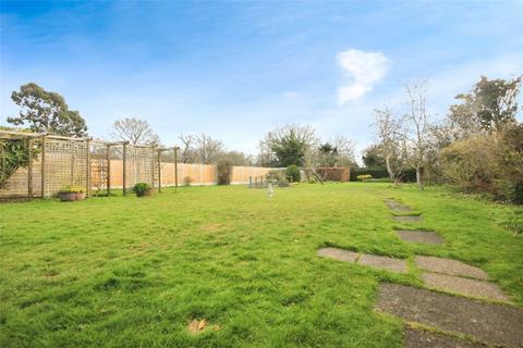 3 bedroom bungalow for sale, Glebe Road, Wickford, Essex, SS11