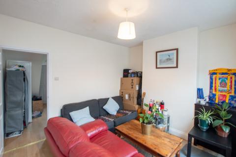 2 bedroom end of terrace house for sale, Baker Street, York YO30