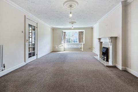 4 bedroom detached house for sale, Eagle Gardens, Brickhill MK41