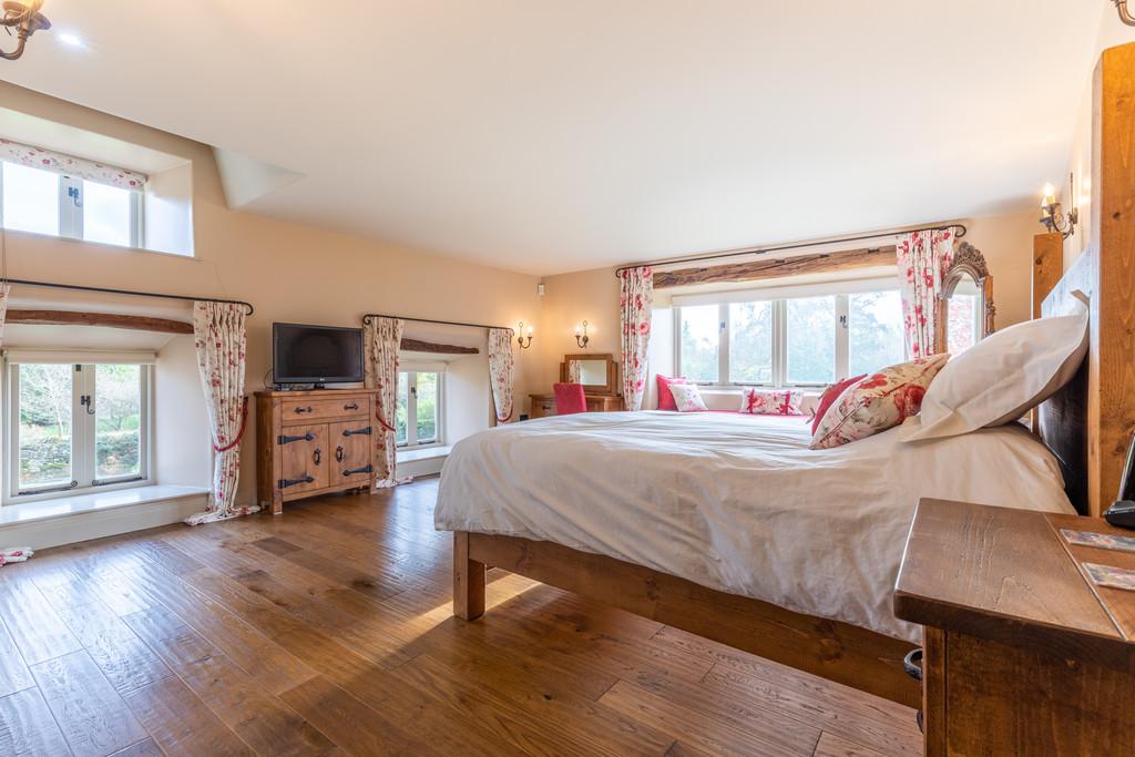 Master Bedroom with En-suite