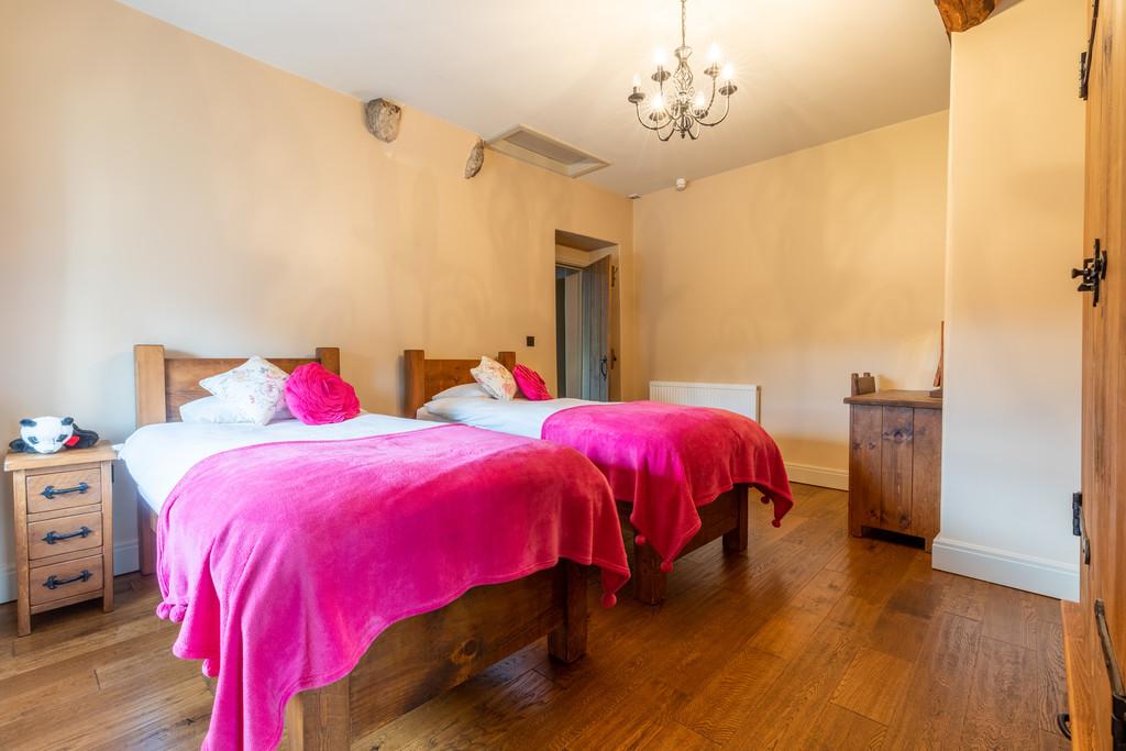 Bedroom 2 with En-suite