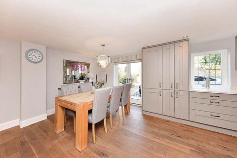 5 bedroom end of terrace house for sale, Altrincham Road, Styal, Wilmslow, Cheshire, SK9