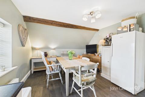 Bondfield House Bond End, Yoxall, Burton-on-trent, DE13 8NH