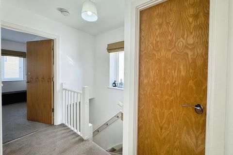 21 Ashley Green, Leeds, LS12 4EW