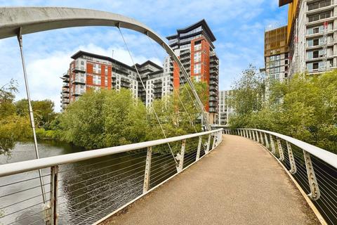 2 bedroom apartment for sale, Whitehall Waterfront, 2 Riverside Way
