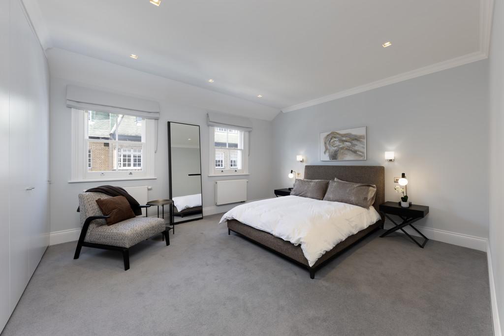 Old Church Street 18- bed