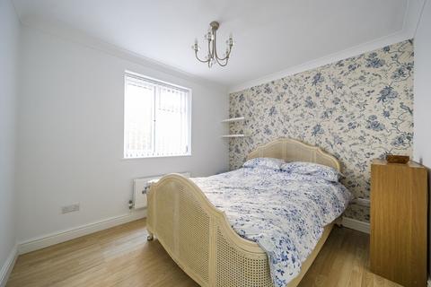 16 Beacon Drive, Selsey, Chichester, PO20 0TW