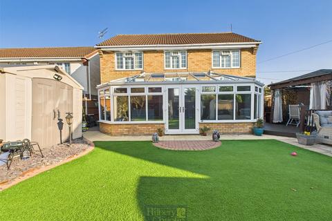 4 bedroom detached house for sale, High Road North, Steeple View, Laindon, Essex, SS15