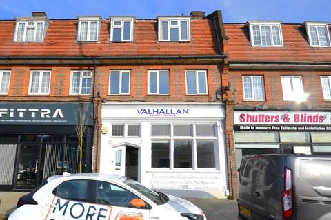 Shop to rent, Park Parade, Gunnersbury Ave, Acton W3 9BD