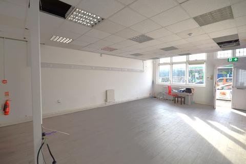 Shop to rent, Park Parade, Gunnersbury Ave, Acton W3 9BD