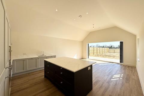 3 bedroom detached bungalow for sale, Caird Field, Henley, Ipswich IP6