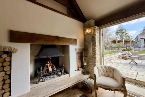 4 bedroom detached house for sale, Clapton Lane Clapton