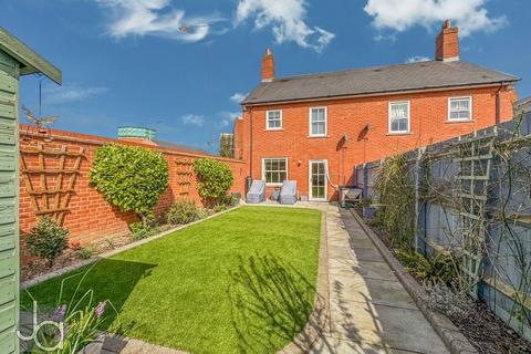 3 bedroom semi-detached house for sale, Roman Circus Walk, Colchester