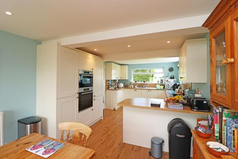 3 bedroom chalet for sale, Tendring Road, Stones Green, Harwich