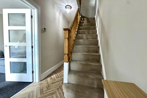 3 bedroom terraced house for sale, Treharris CF46