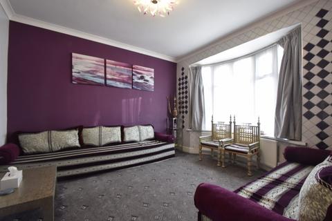 undefined, Arundel Road, Luton, Bedfordshire, LU4 8DY