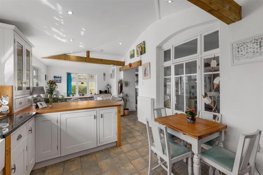 Kitchen/Breakfast/Family Room