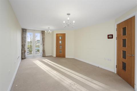 2 bedroom apartment for sale, Brueton Place, 218 - 220 Blossomfield Road, Solihull, West Midlands, B91 1PT