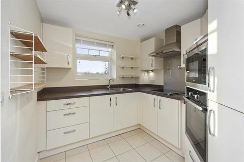 2 bedroom apartment for sale, Brueton Place, 218 - 220 Blossomfield Road, Solihull, West Midlands, B91 1PT
