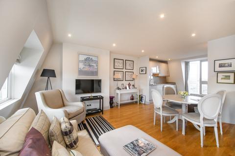 2 bedroom flat for sale, 240-242 Upper Richmond Road, London