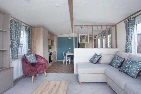 2 bedroom lodge for sale, Ladera Retreat, Eaton, Congleton