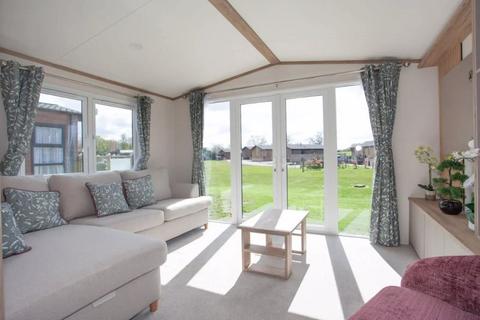2 bedroom lodge for sale, Ladera Retreat, Eaton, Congleton
