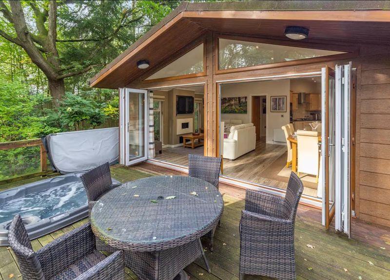 Luxury lodge 1