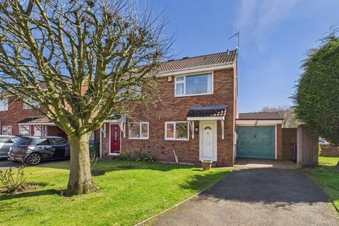 2 bedroom semi-detached house for sale, Weyhill Close, Pendeford, WV9