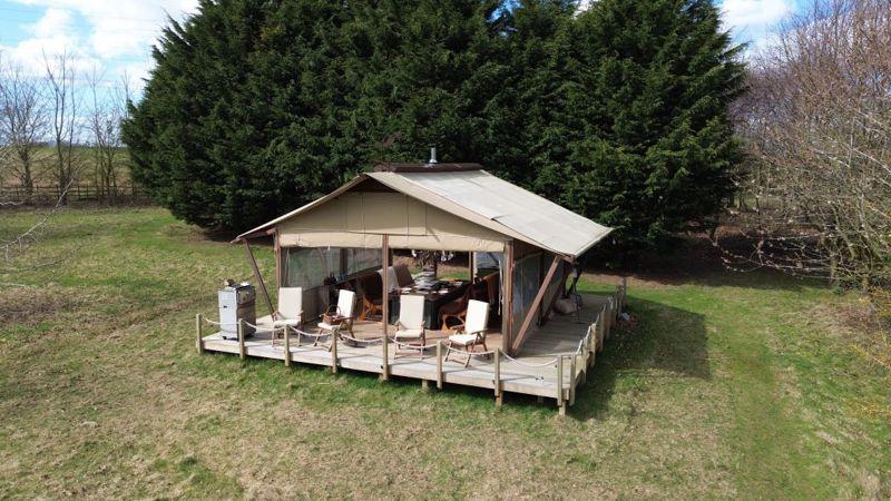 Outdoor kitchen