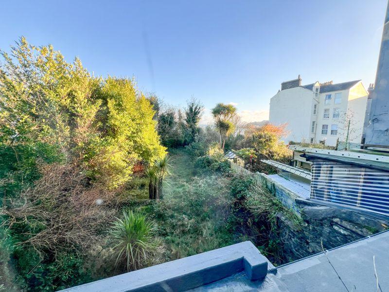 42 Victoria Road,