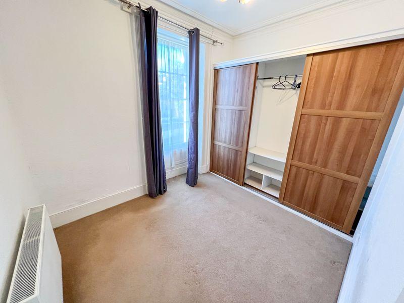 42 Victoria Road,