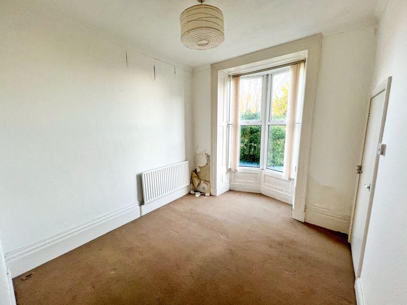 42 Victoria Road,