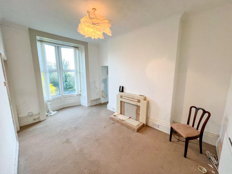 42 Victoria Road,