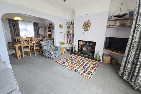 32 Beach Terrace, Newbiggin-by-the-sea, NE64 6XE