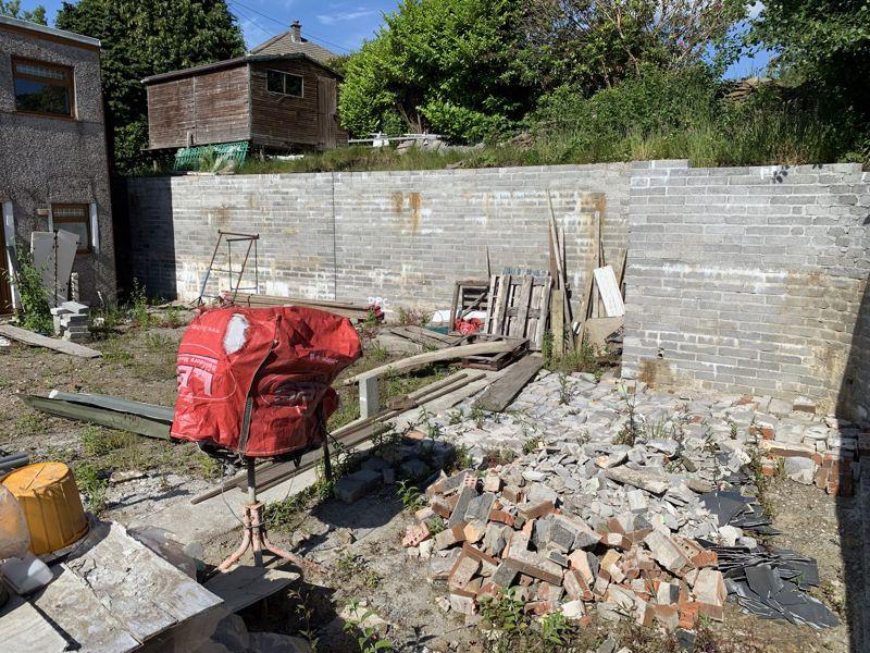 Side Footings