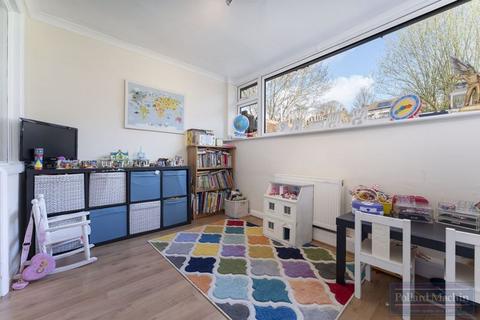 53 Essenden Road, South Croydon, CR2 0BW