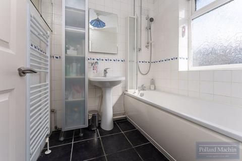 53 Essenden Road, South Croydon, CR2 0BW