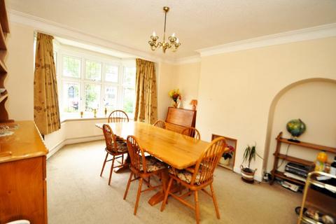 22 Cardinal Crescent, New Malden, KT3 3EF