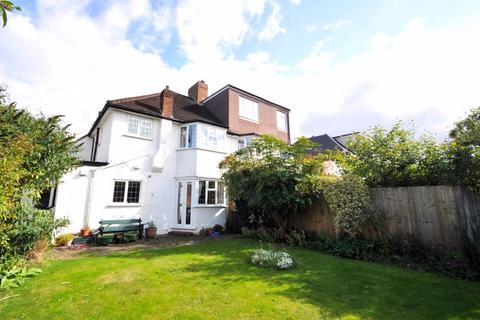 22 Cardinal Crescent, New Malden, KT3 3EF