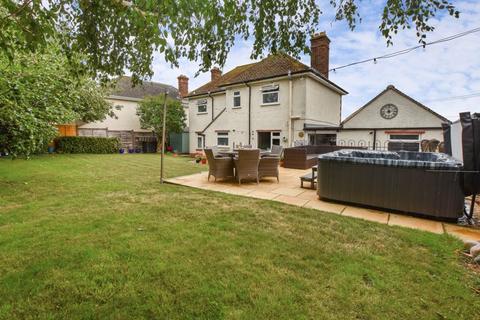 3 bedroom detached house for sale, Digby Drive, North Luffenham , Oakham