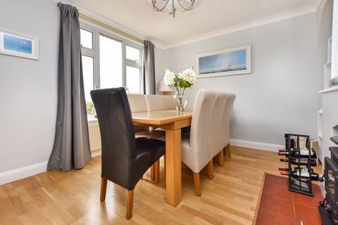 3 bedroom detached house for sale, Digby Drive, North Luffenham , Oakham